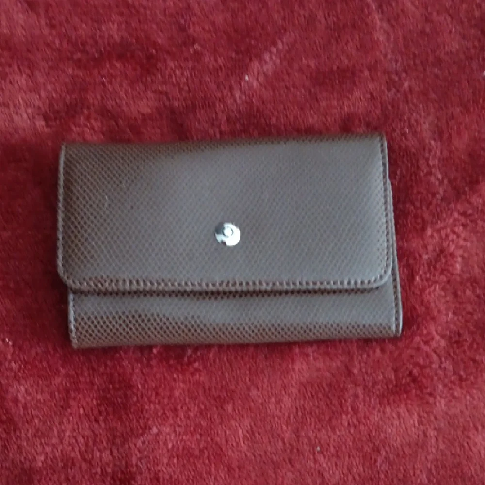 Mont Blanc Textured Brown Key Wallet EUC